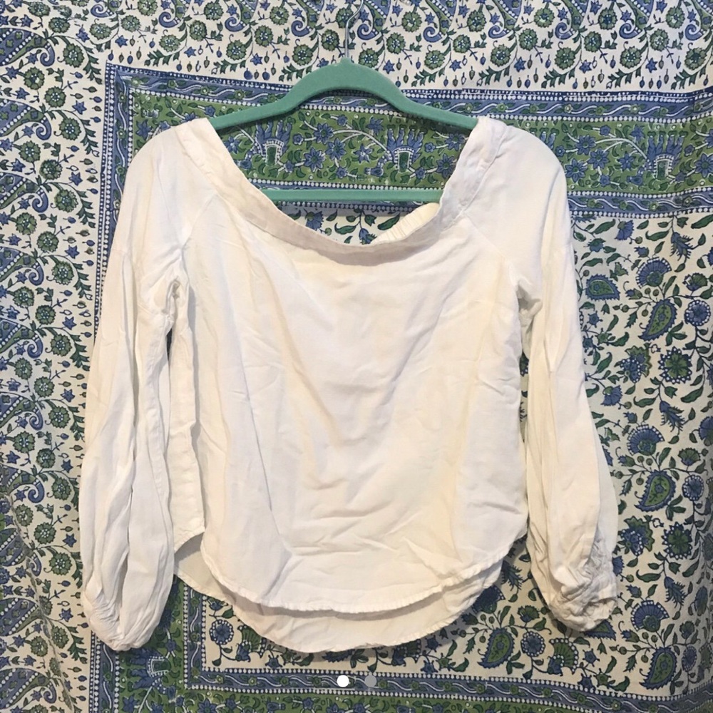Off the shoulder top from Loft 💫 size 6